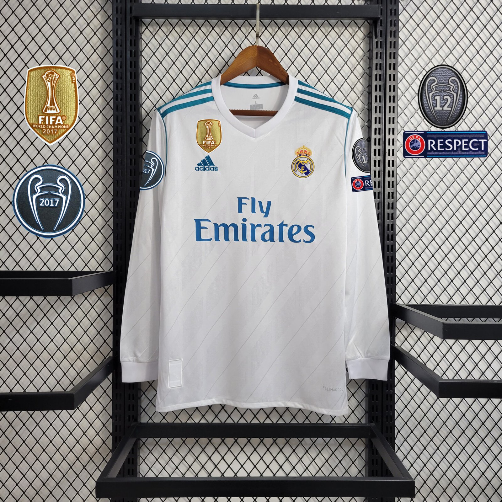 49d24400 Camisa Real Madrid Home 2017-2018 Manga Longa - Imagem 1