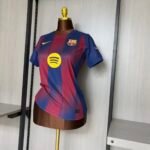 Camisa Barcelona Home Feminina 2025-26 - Imagem 3