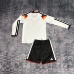 Kit Infantil Alemanha Home 2026 Manga Longa - Imagem 2
