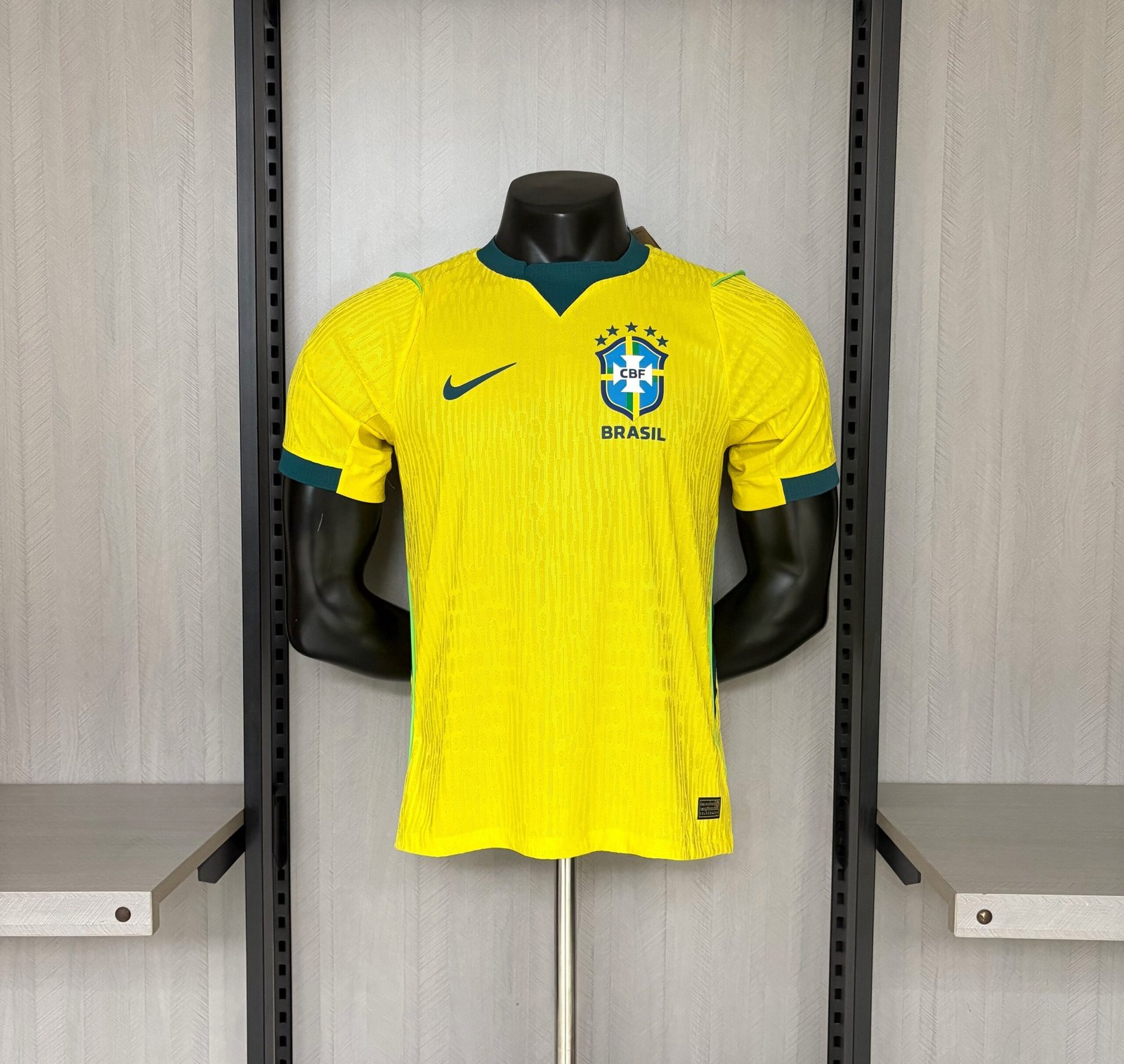 bf00b661 Camisa Brasil Home Masculina 2026-27 Versão Jogador - Imagem 1